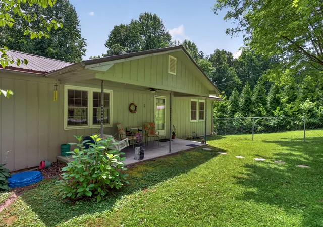 2nd image of 582 Spencer Dr, Spencer, TN 38585 | MLS# 3514222
