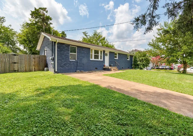Photo 1 of Single family home for sale at 3309 Moorewood Dr, Nashville, TN 37207 | MLS# 3513393 | Listing updated on 2026-09-13