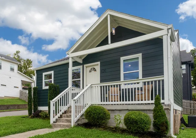 Photo 1 of Single family home for sale at 620 S 13th St, Nashville, TN 37206 | MLS# 3520553 | Listing updated on 2026-08-31