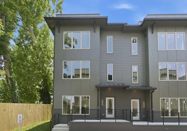 2nd image of 15 N Hill St #E, Nashville, TN 37210 | MLS# 3513227