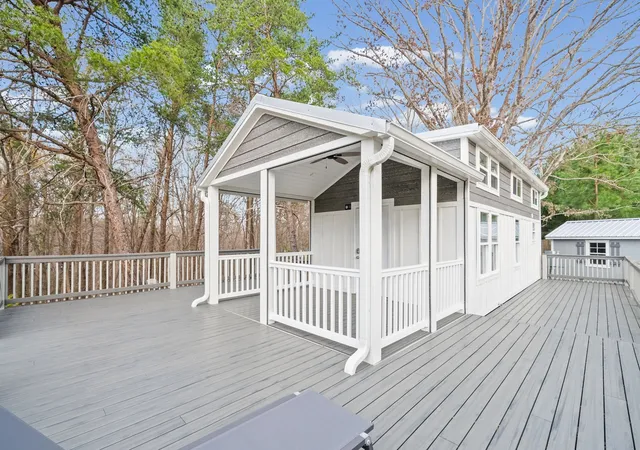 Photo 4 of Manufactured home for sale at 102 Thomas Rd, Dover, TN 37058 | MLS# 3513453 | Listing updated on 2026-10-28