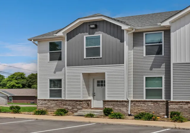 2nd image of 919 Martin St #A1, Clarksville, TN 37040 | MLS# 3514183