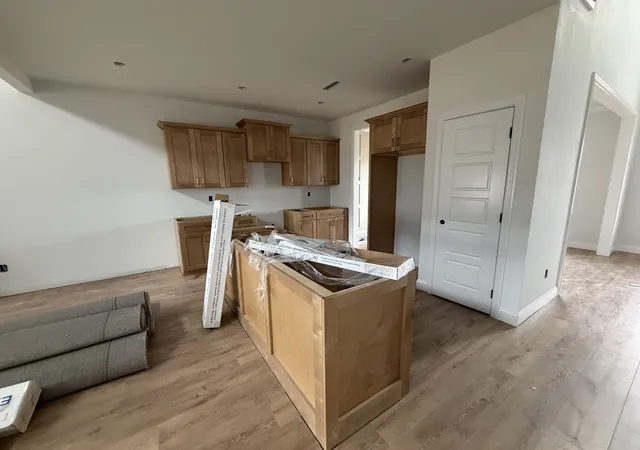 Photo 3 of Single family home for sale at 186 Aspen Pine Dr, Clarksville, TN 37043 | MLS# 3515278 | Listing updated on 2026-10-06