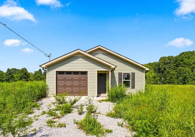 28th image of 105 N B St, Hillsboro, TN 37342 | MLS# 3513167