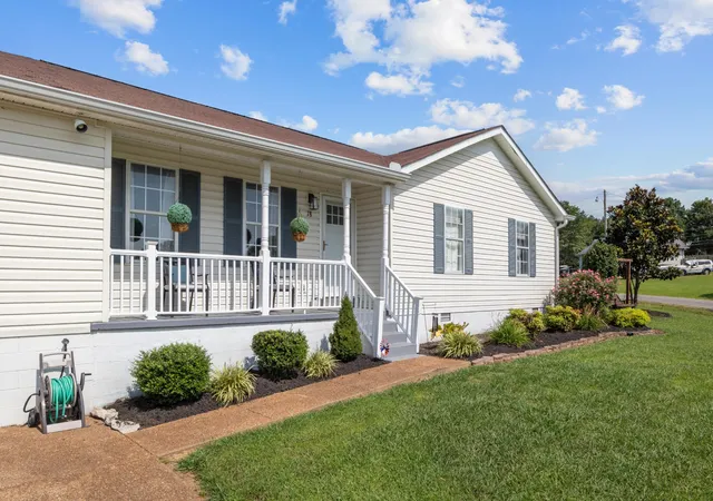Photo 3 of Single family home for sale at 78 Patterson Cir, Mc Ewen, TN 37101 | MLS# 3514347 | Listing updated on 2026-08-31