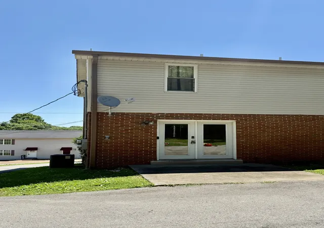 Photo 2 of Townhouse for sale at 3316 Niagara Dr, Nashville, TN 37214 | MLS# 3519170 | Listing updated on 2026-08-21
