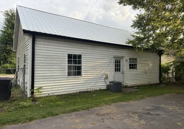2nd image of 429 Forrest St, Murfreesboro, TN 37130 | MLS# 3515106