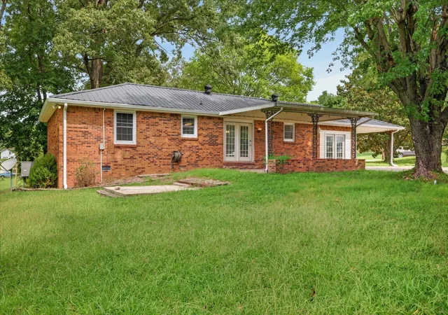 38th image of 1866 Harriet Dr, Clarksville, TN 37040 | MLS# 3513211