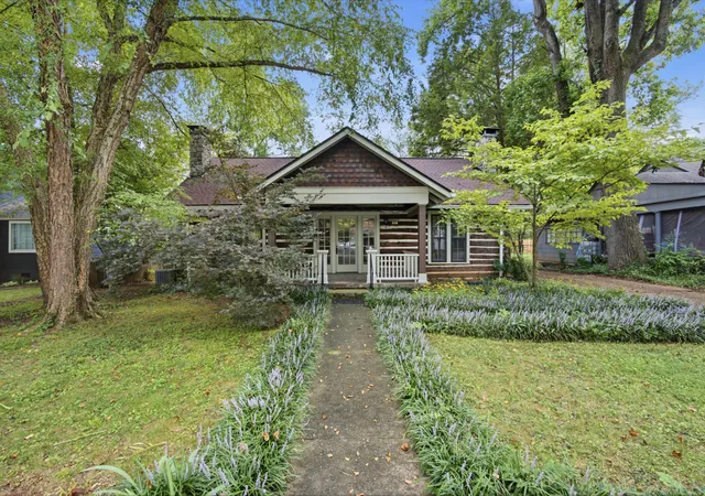 2nd image of 808 E Burton St E, Murfreesboro, TN 37130 | MLS# 3513270