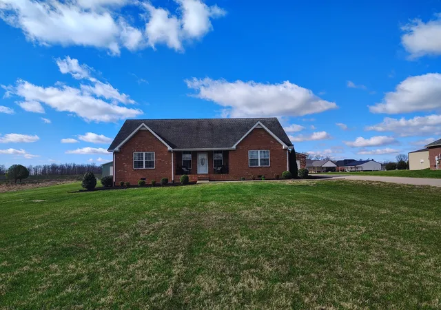 Photo 2 of Single family home for sale at 597 Long Crk Rd, Lafayette, TN 37083 | MLS# 3513555 | Listing updated on 2026-08-15