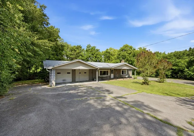 3rd image of 775 Mauldeth Road, Chattanooga, TN 37415 | MLS# 3513261