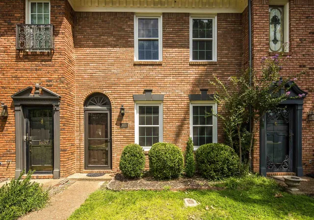 3rd image of 1635 Kimbrough Park Pl #1635, Germantown, TN 38138 | MLS# 3513263