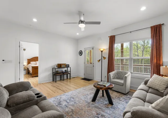 Photo 4 of Single family home for sale at 521 Lewis Ln, Charlotte, TN 37036 | MLS# 3513287 | Listing updated on 2026-09-16