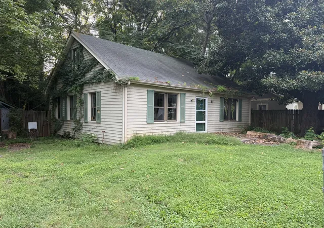 2nd image of 711 Lee St, Murfreesboro, TN 37130 | MLS# 3515111