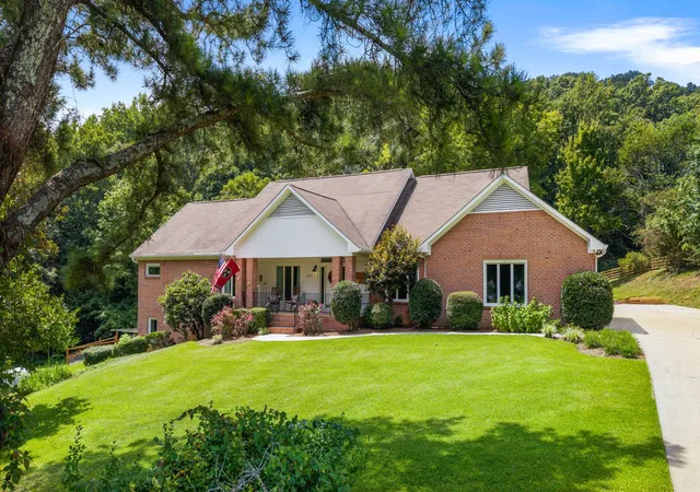 Single family home for sale at 497 Cobblestone Creek Rd Nw, Cleveland, TN 37312 | MLS# 3529275