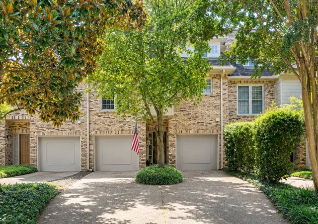 Townhouse for sale at 401 Bowling Ave #96, Nashville, TN 37205 | MLS# 3513493