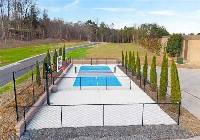 Photo 2 of Single family home for sale at 50 Northside Dr Nw, Cleveland, TN 37312 | MLS# 3513363 | Listing updated on 2026-09-28