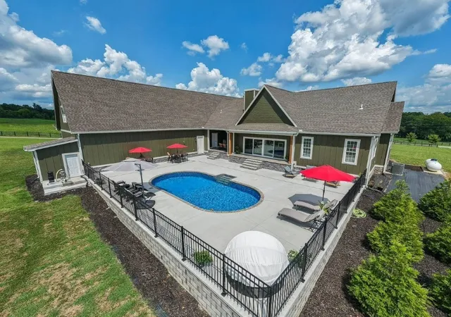 5th image of 121 Wartrace Creek Rd, Wartrace, TN 37183 | MLS# 3514060