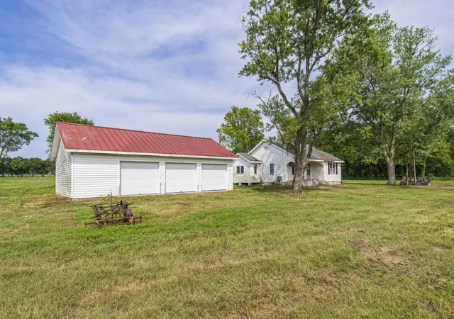 Photo 2 of Land for sale at 1 Arbor Hl Rd, Petersburg, TN 37144 | MLS# 3513381 | Listing updated on 2026-10-23