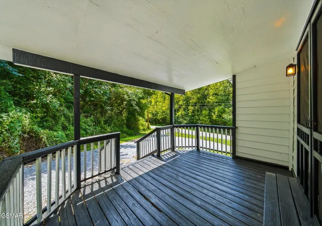Photo 2 of Single family home for sale at 890 Indian Gap Rd, Sevierville, TN 37876 | MLS# 3513398 | Listing updated on 2026-09-13
