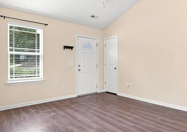 5th image of 915 17Th Ave E, Springfield, TN 37172 | MLS# 3513410