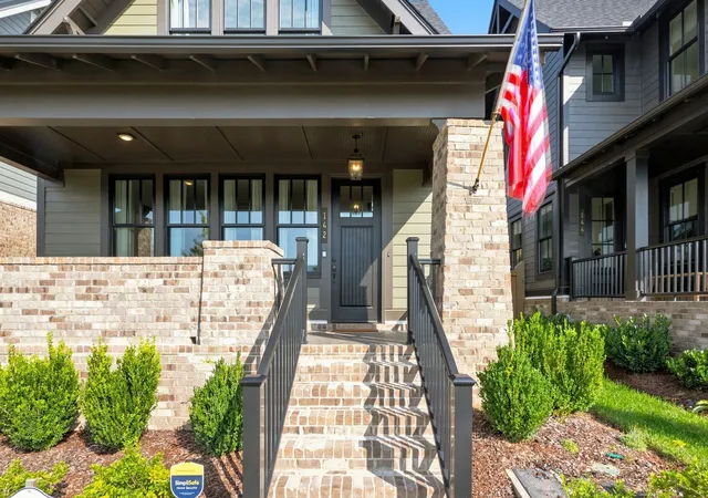 2nd image of 142 Salton Ln, Thompsons Station, TN 37179 | MLS# 3513456