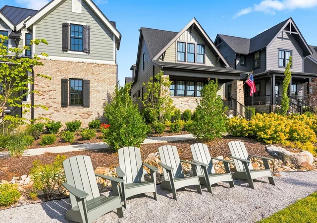 Photo 3 of Single family home for sale at 142 Salton Ln, Thompsons Station, TN 37179 | MLS# 3513456 | Listing updated on 2026-08-20