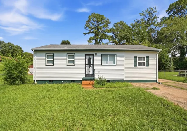 1st image of 5012 Jarrett Road, Chattanooga, TN 37416 | MLS# 3513451