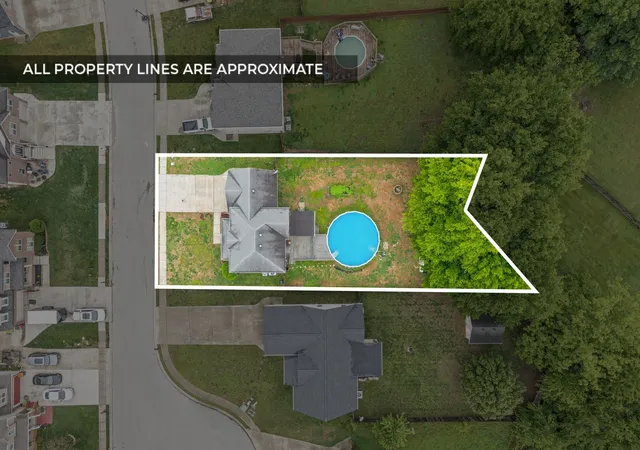 4th image of 1716 Autumn Dr, Clarksville, TN 37042 | MLS# 3513461