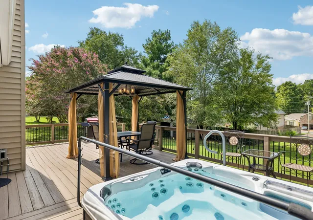 Photo 3 of Single family home for sale at 1530 Stone Hl Rd, Mount Juliet, TN 37122 | MLS# 3513472 | Listing updated on 2026-10-09