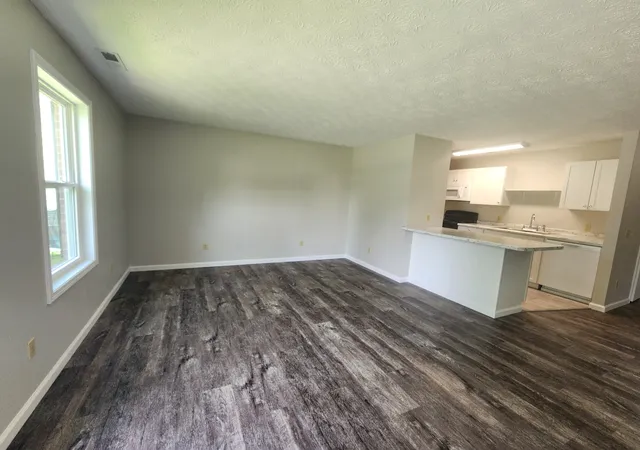 Listing Photo 5 - Condo for sale in building located at 20 W Borden St, Cookeville, TN 38501