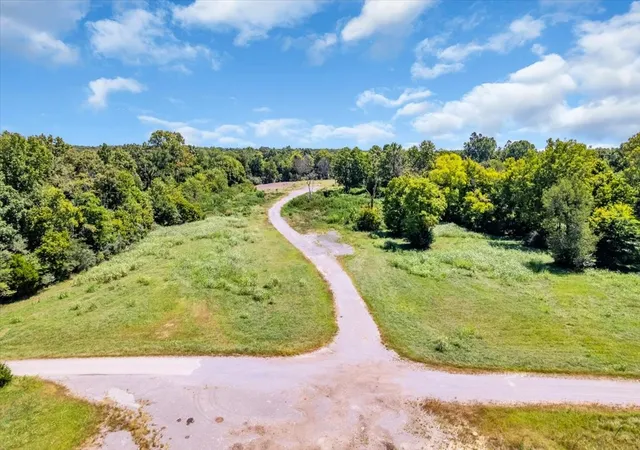 3rd image of 1515 Wilson Ave, Tullahoma, TN 37388 | MLS# 3519304