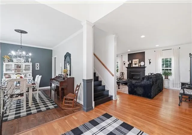 Photo 3 of Single family home for sale at 105 Oakwind Rd, Glasgow, KY 42141 | MLS# 3513629 | Listing updated on 2026-08-16