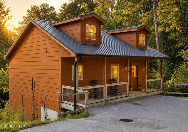 Photo 1 of Single family home for sale at 1613 Blf Ridge Rd, Sevierville, TN 37876 | MLS# 3513539 | Listing updated on 2026-10-07