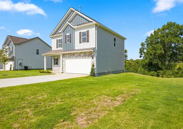 2nd image of 617 Nightengale Ridge Dr, Columbia, TN 38401 | MLS# 3513822