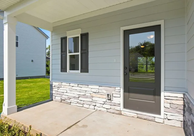 3rd image of 617 Nightengale Ridge Dr, Columbia, TN 38401 | MLS# 3513822