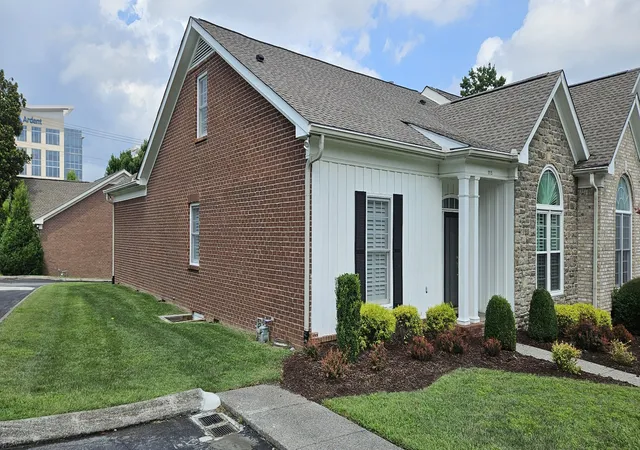 Photo 2 of Condo for sale at 5601 Cloverland Dr #115, Brentwood, TN 37027 | MLS# 3592508 | Listing updated on 2026-09-22