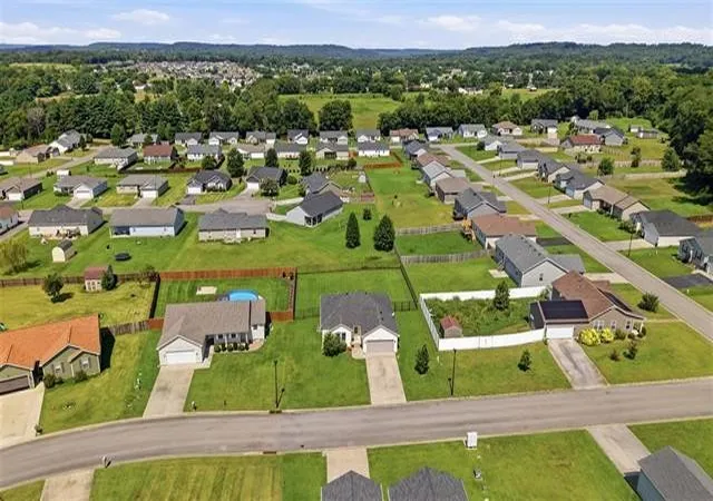 Photo 24 of Single family home for sale at 447 Fairbanks Ave, Bowling Green, KY 42101 | MLS# 3513635 | Listing updated on 2026-08-16