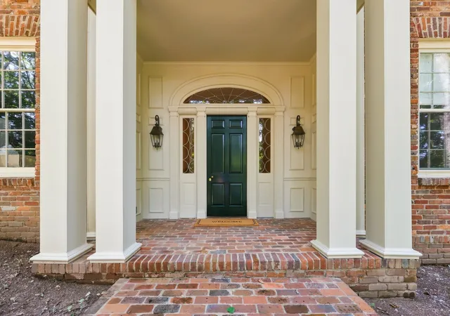 Photo 3 of Single family home for sale at 1149 Balbade Dr, Nashville, TN 37215 | MLS# 3515273 | Listing updated on 2026-08-20
