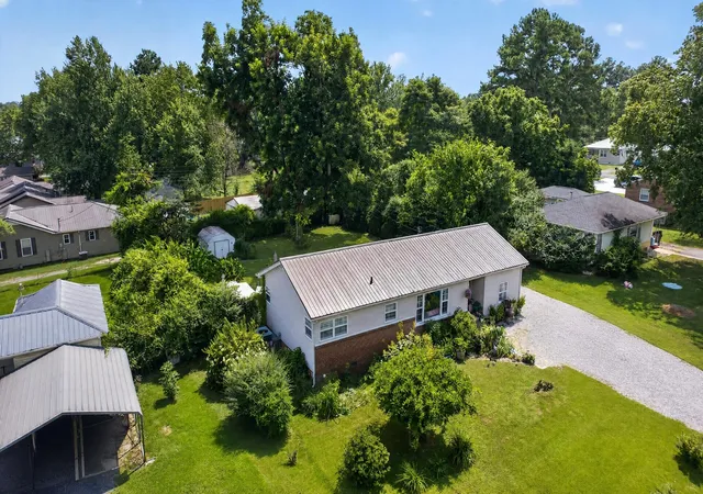 3rd image of 903 Hickory St W, Tullahoma, TN 37388 | MLS# 3514216