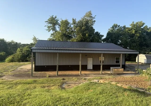 3rd image of 2016 Ridgecrest Cir, Dickson, TN 37055 | MLS# 3513668