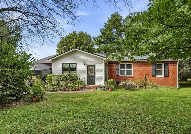 3rd image of 2650 Cook Rd, Crossville, TN 38571 | MLS# 3513674