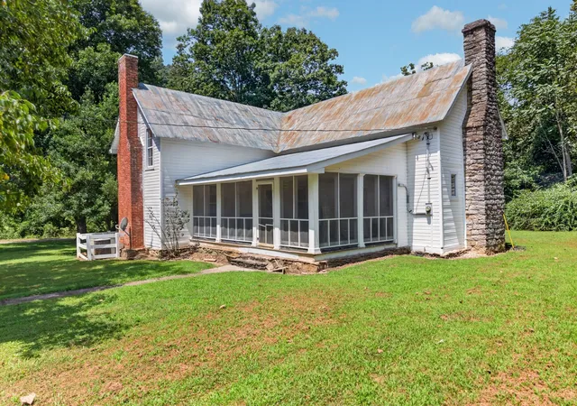 Photo 2 of Single family home for sale at 527 Ward Frk Rd, Whitleyville, TN 38588 | MLS# 3513703 | Listing updated on 2026-08-21