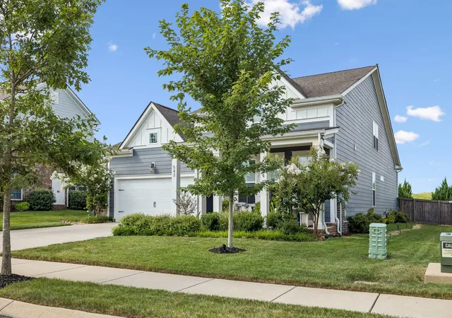 3rd image of 543 Farmstead Ln, Spring Hill, TN 37174 | MLS# 3514536