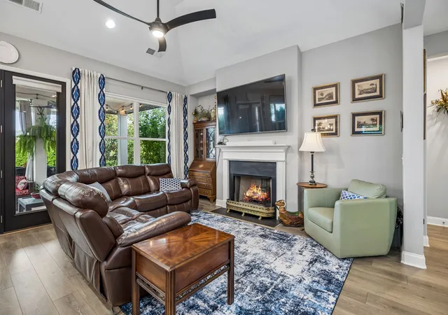 Photo 4 of Single family home for sale at 543 Farmstead Ln, Spring Hill, TN 37174 | MLS# 3514536 | Listing updated on 2026-10-04