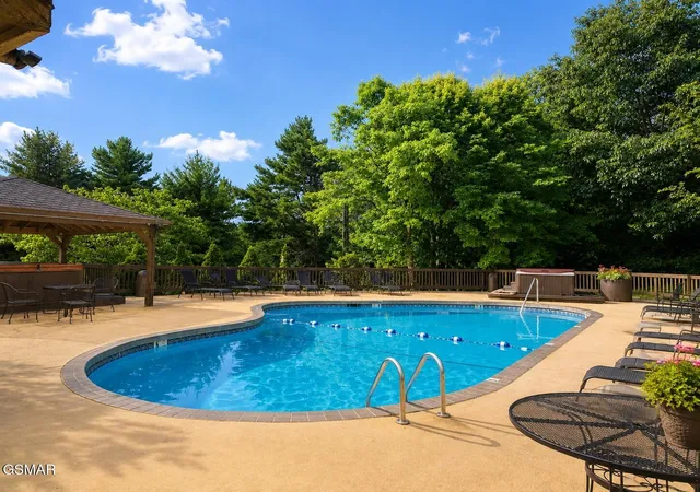 Photo 3 of Sale Pending at 1380 Ski View Dr #3301, Gatlinburg, TN 37738 | MLS# 3513707 | Listing updated on 2026-09-18