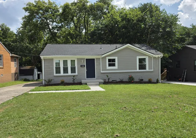 Photo 1 of Single family home for sale at 605 N 5th St, Nashville, TN 37207 | MLS# 3520922 | Listing updated on 2026-08-31