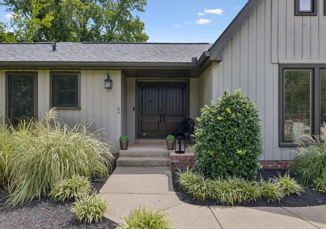 Photo 4 of Sale Pending at 1218 General Macarthur Dr, Brentwood, TN 37027 | MLS# 3527467 | Listing updated on 2026-09-21