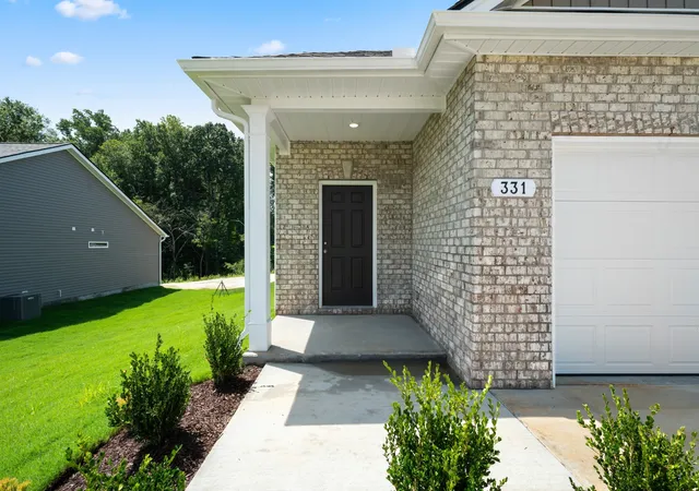 4th image of 331 Claude Cir, Clarksville, TN 37042 | MLS# 3513731