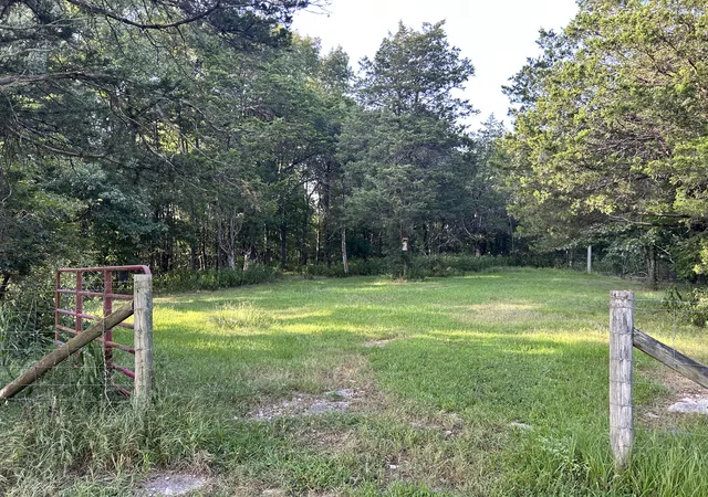 Photo 84 of Single family home for sale at 1420 S Berlin Rd, Lewisburg, TN 37091 | MLS# 3514635 | Listing updated on 2026-09-05